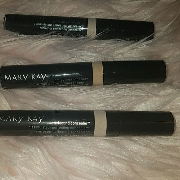 Perfecting concealer - Picture 2 of 2